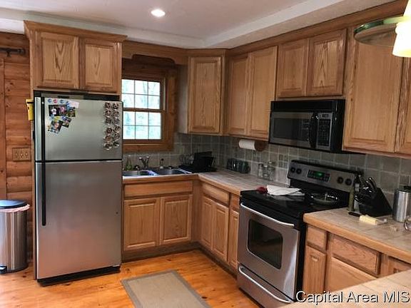 5th image of 357 Charter Oak Pl
