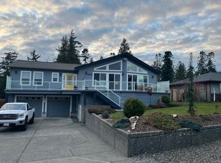 8159 Comox Rd, Blaine, WA 98230