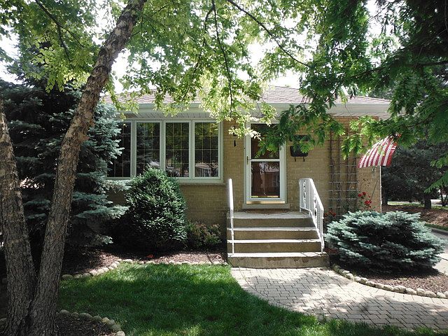 1st image of 3633 Sunset Ln