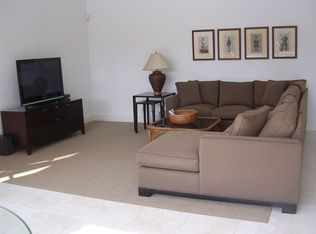 7018 Greentree Dr, Naples, FL 34108