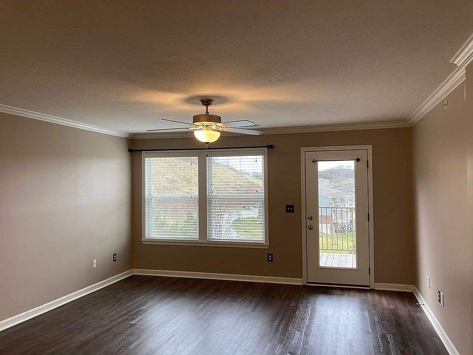 2nd image of 7521 Flintshire Dr