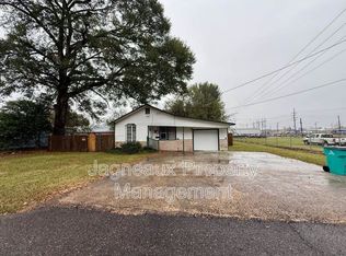 227 E Peach Ave, Eunice, LA 70535