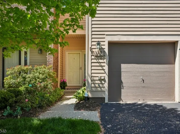 137 Kingston Ct, Madison Boro, NJ 07940