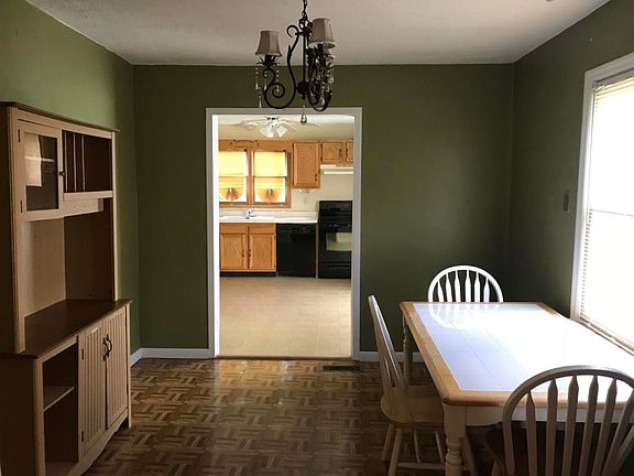 4th image of 2333 Greenfield Ln