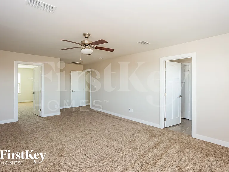 1658 Scarbrough Cir SW — Photo 7