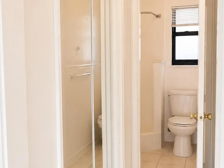 1724 NE 17th St #1-2 — Photo 21
