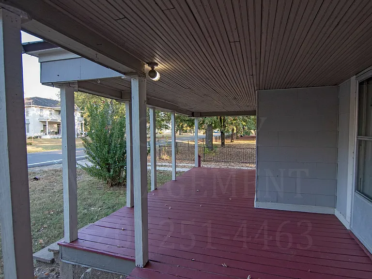 425 N Delaware St — Photo 10