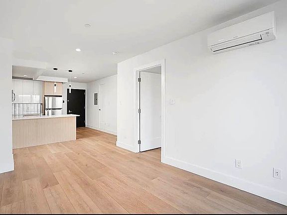 2nd image of 23-33 Astoria Blvd #5D