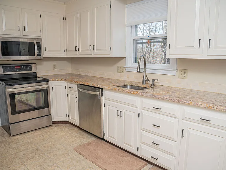 100 White Birch Dr — Photo 14