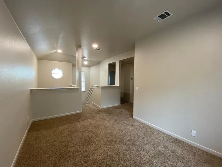 1129 Stephanie Lee Ln — Photo 13