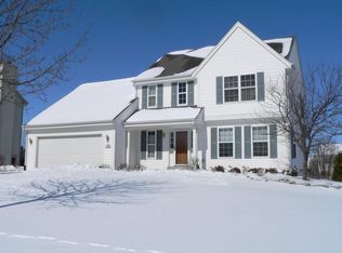 N100W14724 Ridgefield Rd, Germantown, WI 53022