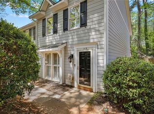 115 Courtyard Ter, Roswell, GA 30075