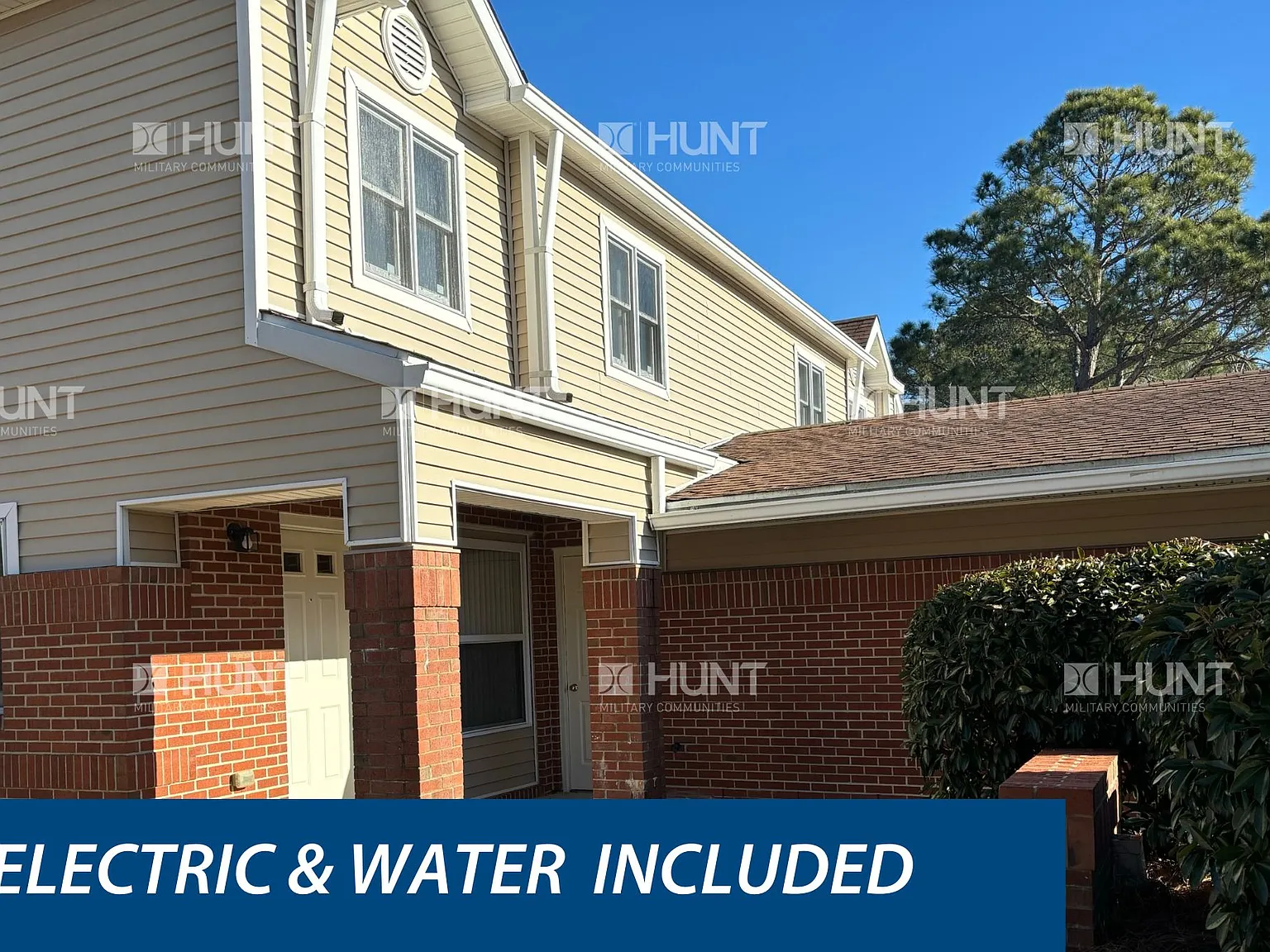 4 bed, 2.5 bath, 1612 sqft, $1,700 — Photo 2