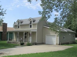 311 S Freeborn St, Marion, KS 66861