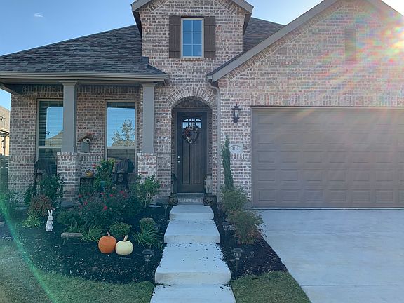 2nd image of 1717 Heron Way