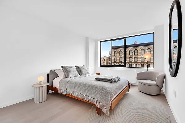 Rented by Related Rentals | media 32