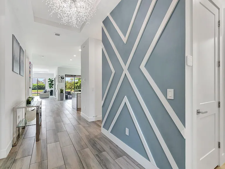 2828 Gin Berry Way — Photo 4