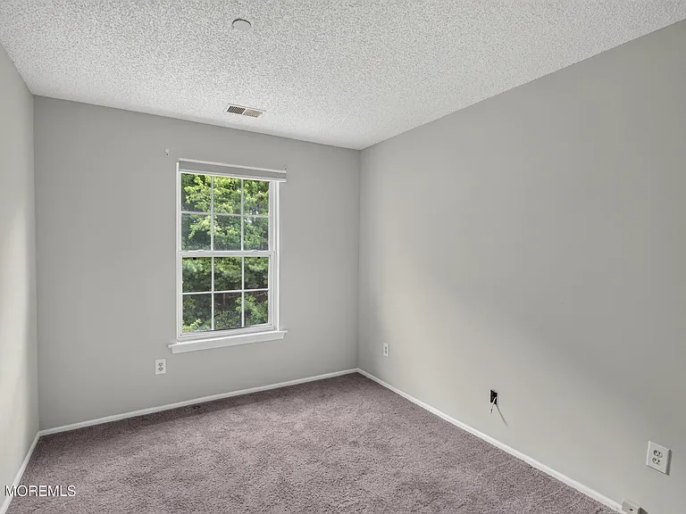 92 Des Moines Ct — Photo 15