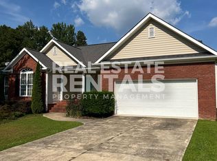 1121 Castle Dr, Southside, AL 35907