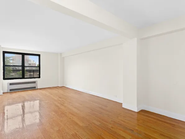 99 Lafayette Avenue image 1 of 4