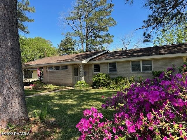 1st image of 1439 Holly Dr