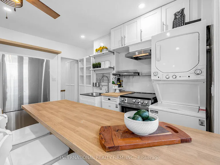 793 Dufferin St #UPPER — Photo 12