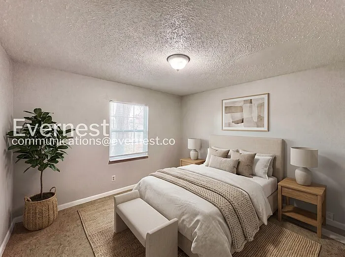 3062 Saint Paul Dr — Photo 6