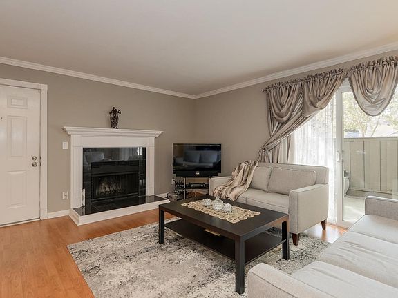 4th image of 5688 Makati Cir APT A