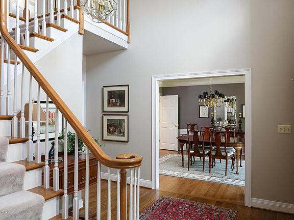 RealTourCast - L Heiskell - Old Harrods