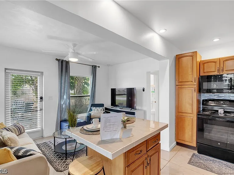 5226 Coronado Pkwy #C — Photo 7