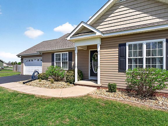 2nd image of 241 Golden Cir