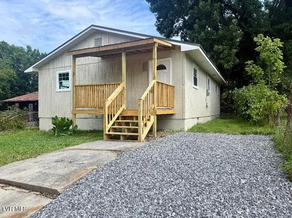 1006 Minton Pl, Kingsport, TN 37660