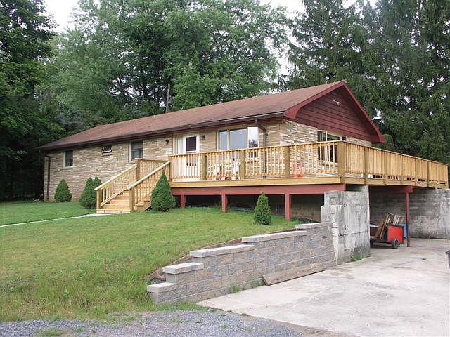 1st image of 40 Lewis B Naylor Dr