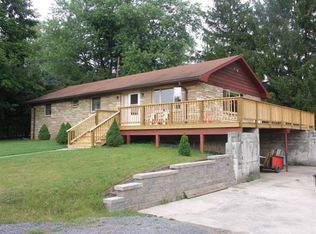 40 Lewis B Naylor Dr, Oakland, MD 21550