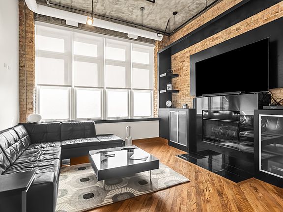 4th image of 1830 Ridge Ave APT 103