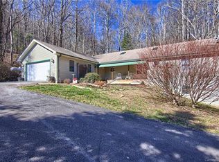 1364 Bearwallow Mountain Rd, Hendersonville, NC 28792