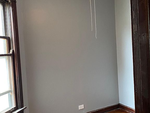 3rd image of 5306 S Justine St Floor 2
