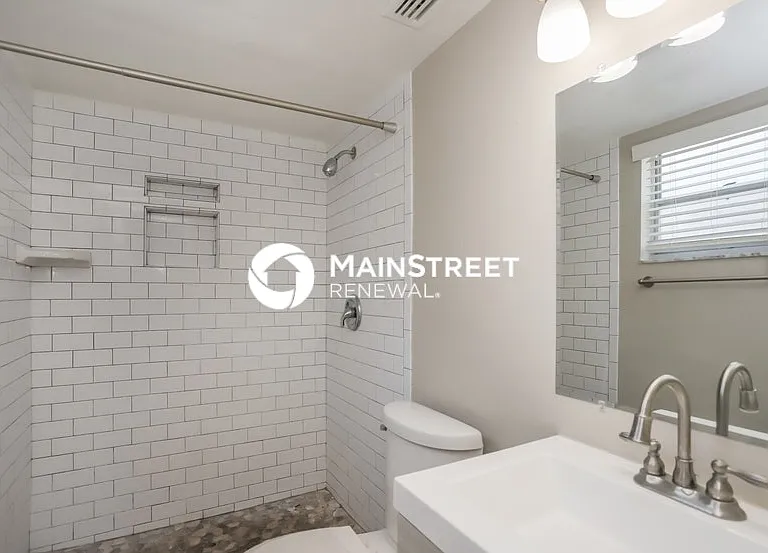 1827 Massachusetts Ave NE — Photo 12