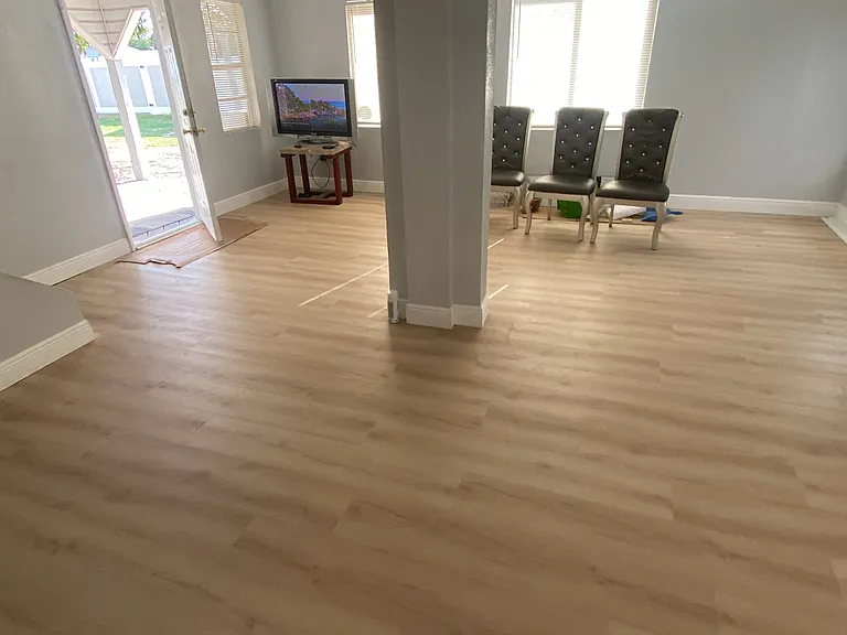 2512 N Dixie Fwy — Photo 15