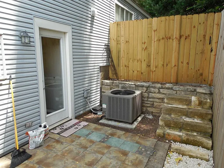 6703 Old Quarry Ln — Photo 21