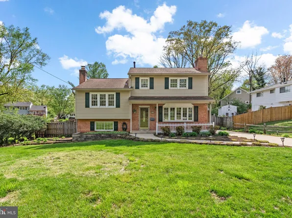 4712 Iris St, Rockville, MD 20853