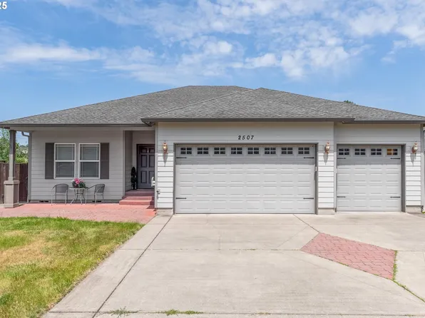 2507 Aspen Dr, Longview, WA 98632
