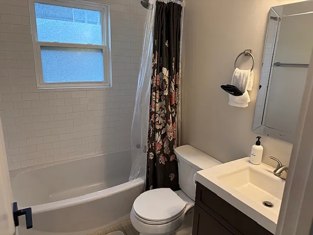 1909 Pegram St #1 — Photo 8