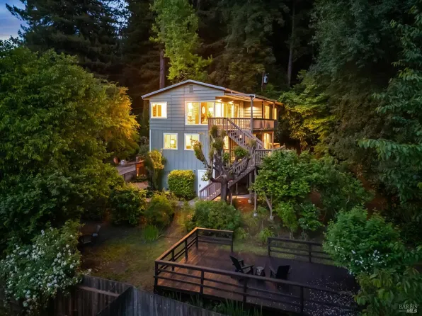14902 Melody Avenue, Guerneville, CA 95446
