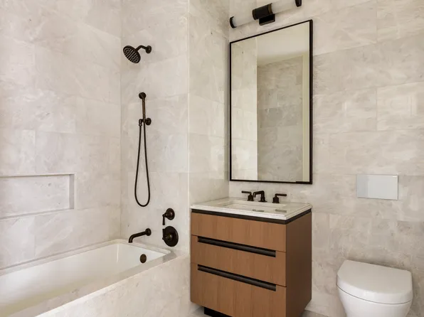 515 West 18th Street image 7 of 14