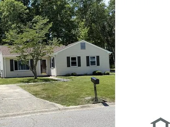 542 Petty St, Petersburg, VA 23805