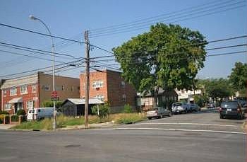1st image of 4721 Ditmars Blvd