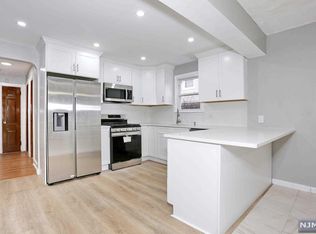 30 E Spring Valley Ave, Maywood, NJ 07607