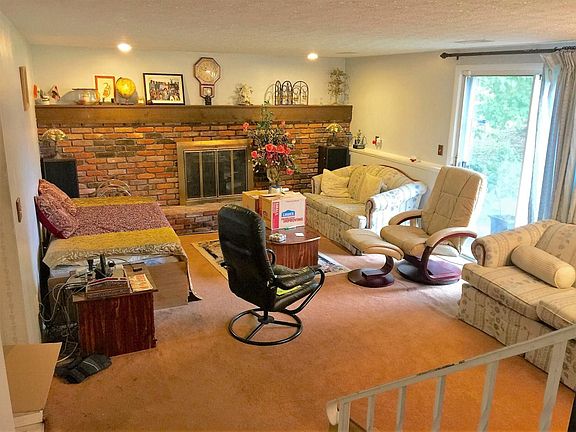 FR with fire-place - 1st level