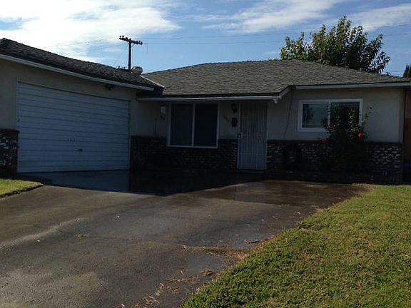 2nd image of 3087 N Pleasant Ave